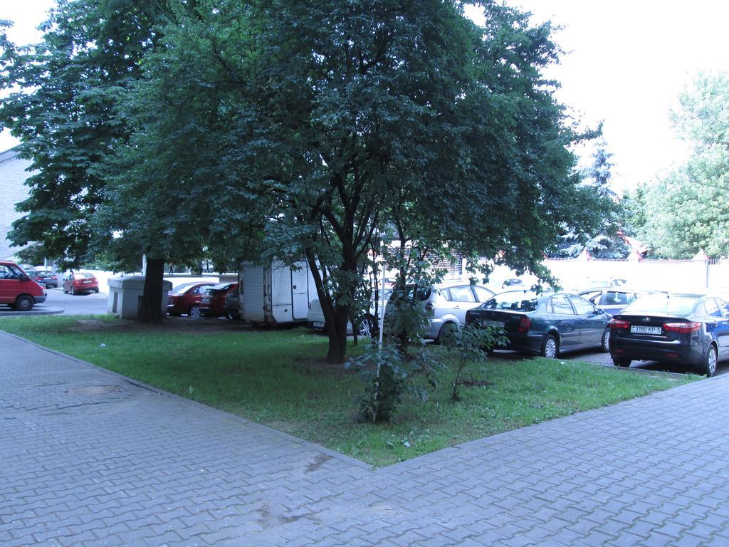 Life Apartment Minsk Exteriör bild